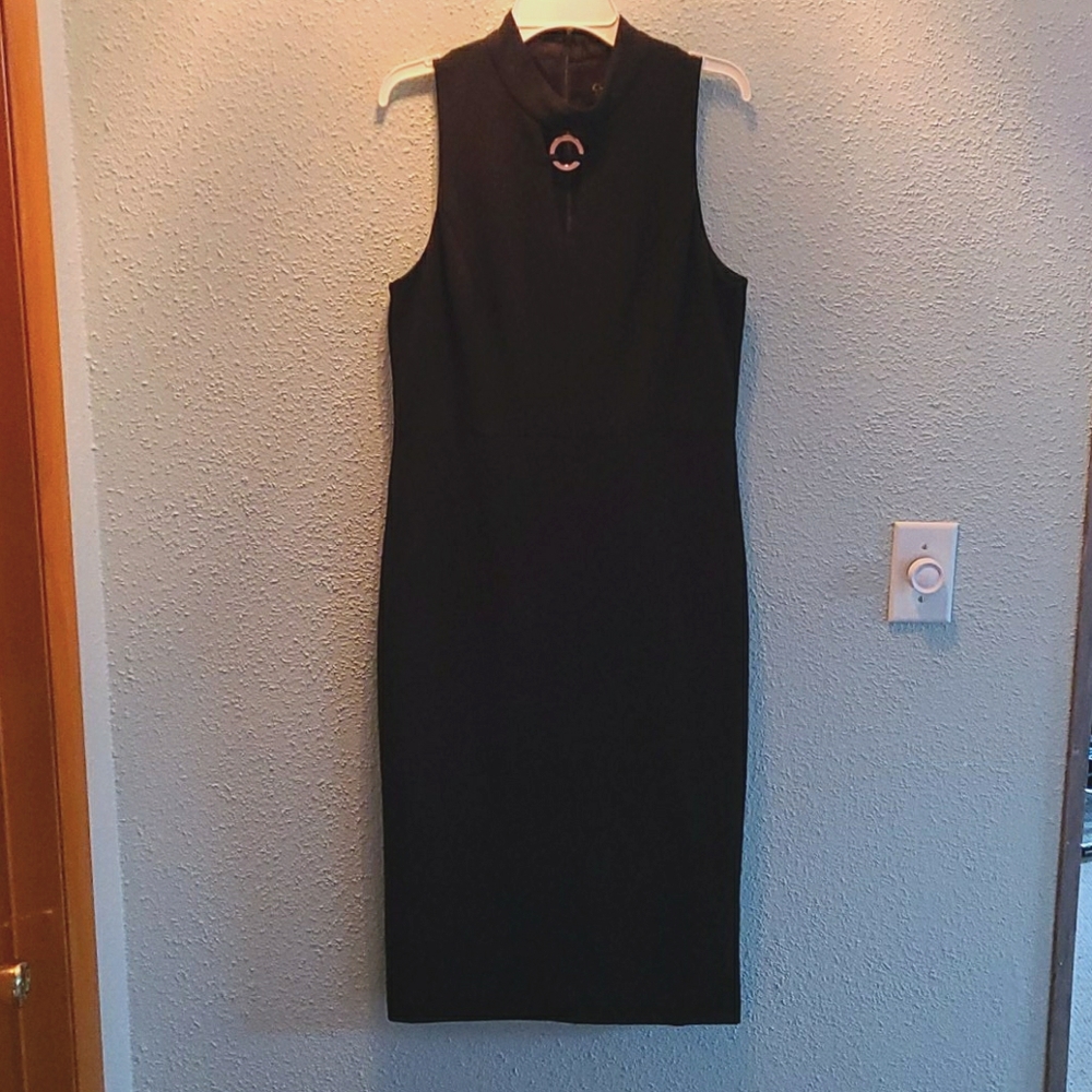 Jessica Simpson Keyhole dress